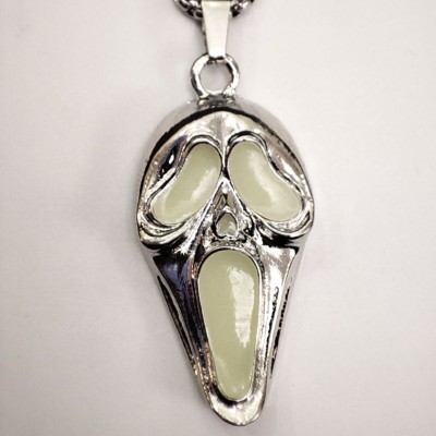 گردنبند شب تاب مدل ارواح