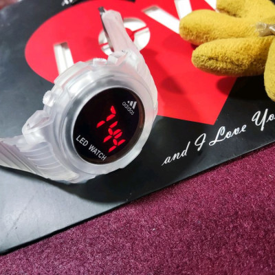 ساعت مچی ال ای دی adidas