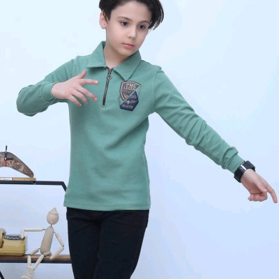 بلوز پسرانه یقه دار زیپ خور