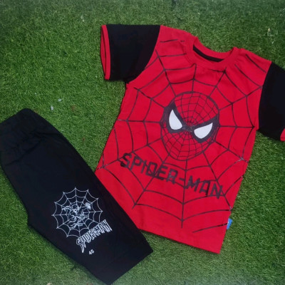 تیشرت و شلوارک مرد عنکبوتی