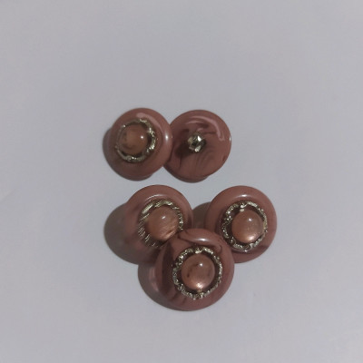 دکمه پیراهنی کتی صورتی