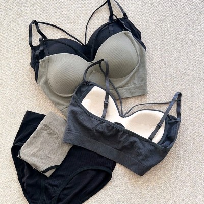 ست نیم تنه با شورت هارنس دار