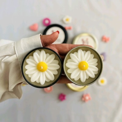 شمع قوطی گل بابونه