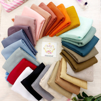 روسری نخی ساده و تک‌ رنگ