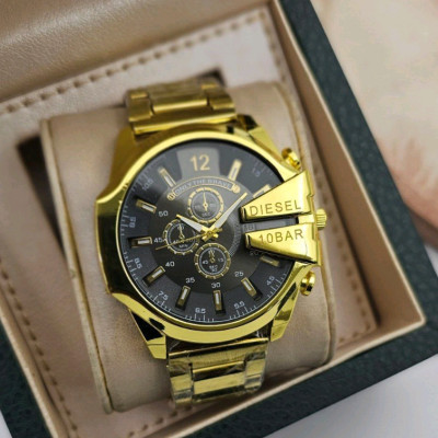 ساعت مچی مردانه بند استیل دیزل شاخدار تقویم فعال