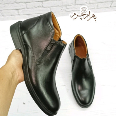 نیم بوت مردانه اسپرت چرم طبیعی دست دوز مدل یورک مشکی