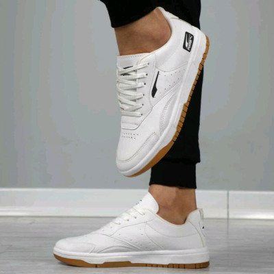 کتانی پوما سفید زیره کاراملی