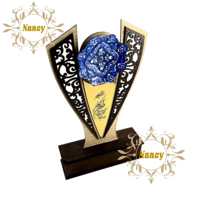 تندیس میناکاری طرح پیروزی