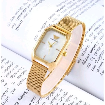 ساعت عقربه ای زنانه Emporio Armani