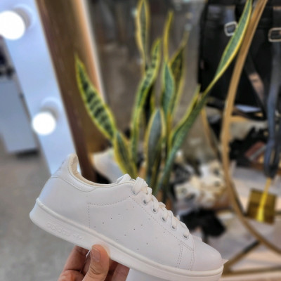 ونس stan smith