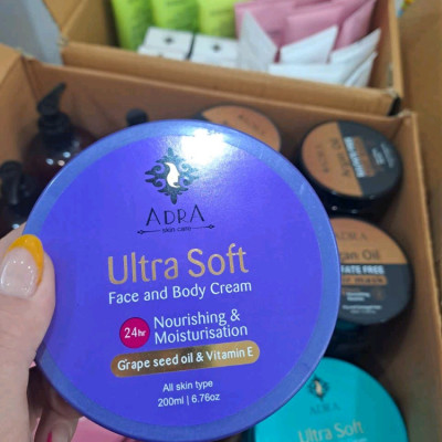 کرم کاسه ای مرطوب کننده و مغذی حاوی روغن هسته انگور از برند آدرا