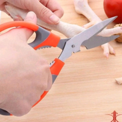 قیچی آشپزخانه