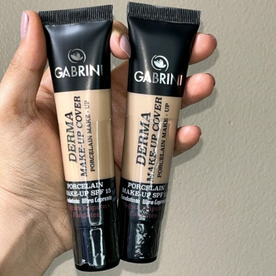 کرم پودر مات و 24 ساعته مدل درما میکاپ •