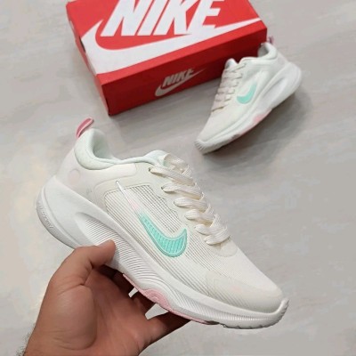 کفش اسپورت زنانه نایکی کیفیت اورجینال مستر ساخت ویتنام