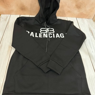 هودی بسیار گرم بالنسیاگا