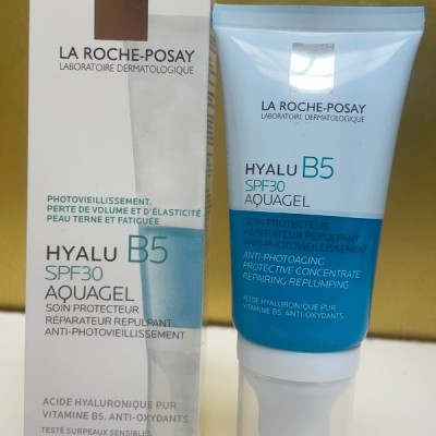 کرم آکواژل ترمیم کننده لاروش پوزای حجم 50 میلی لیتر