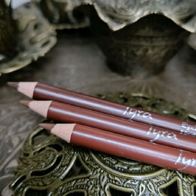 مداد ابروی پددار تایرا،شماره،401,402,406