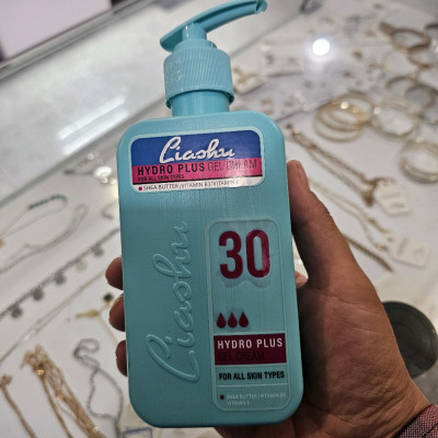 کرم آبرسان قوی لیاشو فرموله فرانسه 270 میل-152677