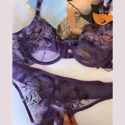 ست شورت و سوتین فانتزی برند میسا