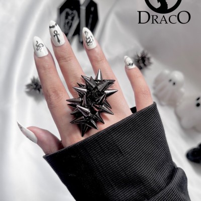 انگشتر اسپایکی