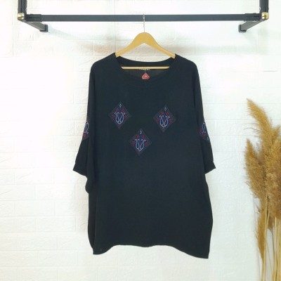 تونیک نخی گلدوزی زنانه مشکی فری سایز با ارسال رایگان