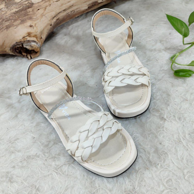 صندل زنانه طبی مدل دوگیس سایز 37تا40 کرم مشکی