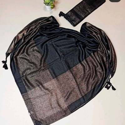 روسری مشکی منگوله دار