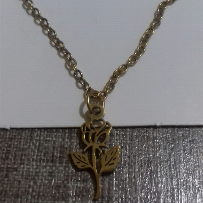 گردنبند گل رز استیل طلایی