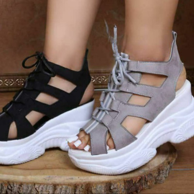 صندل زنانه لژ دار جلو بندی