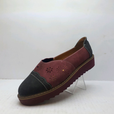 کفش زنانه کالج