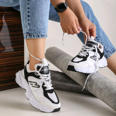 کتانی اسپرت زنانه H