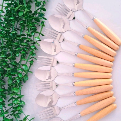 قاشق و چنگال دسته چوبی