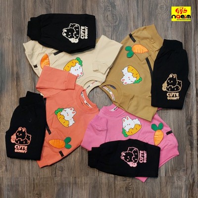 ست بلوز وشلوار راحتی دخترانه نخ و پنبه طرح هویجی سایز 35 و 40