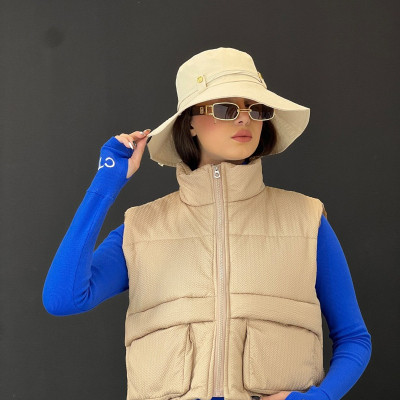 کاپشن مدل پافر کرم