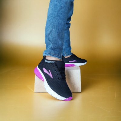 کتانی حراجی زنانه بروکس از تولید به مصرف-135644