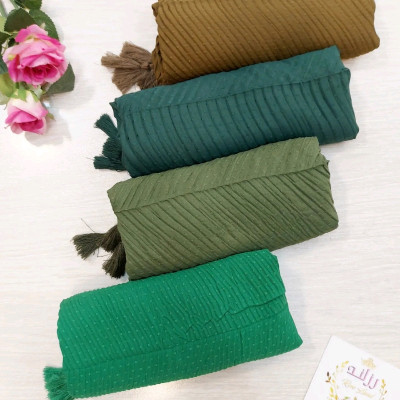 شال نخی منگوله دار سبک و لطیف وارداتی-135009