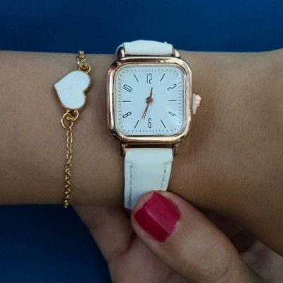 ساعت مچی زنانه همراه دستبند