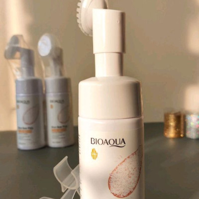 فوم شستشو براش دار برنج برند بیوآکوا-143181