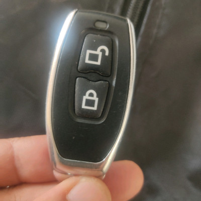 سایبان اتوماتیک خودرو