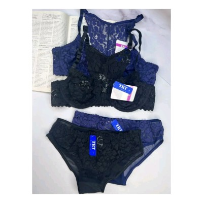 ست شورت و سوتین دانتل فنردار جلو باز شو