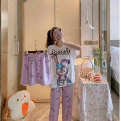 سه تیکه تیشرت وشلوار طرح دار راحتی-140205