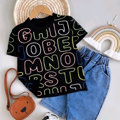 تیشرت و شلوارک جین حروف انگلیسی