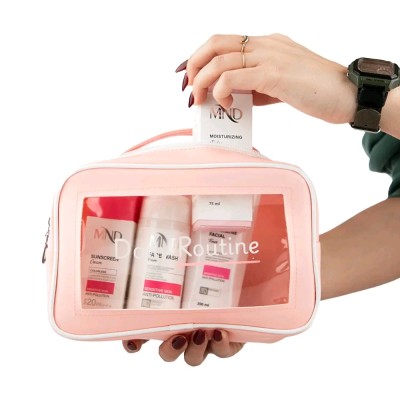 پک مراقبت روزانه مناسب پوست حساس همراه با کیف هدیه