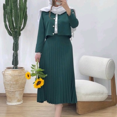 کت دامن پلیسه