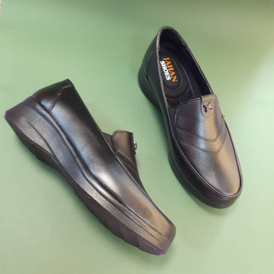 کفش طبی دکتر جهان