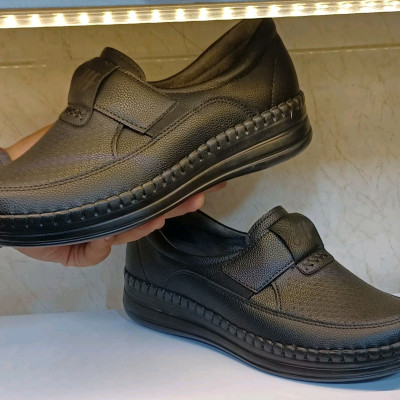 کفش طبی زنانه