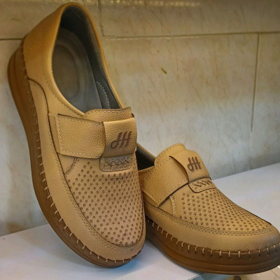 کفش زنانه طبی