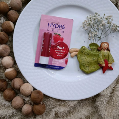 بالم لب مرطوب کننده هیدرودرم مدل Strawberry Delight