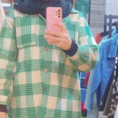 شکت پشمی ضخیم جلو دکمه خور بسیار باکیفیت و گرم