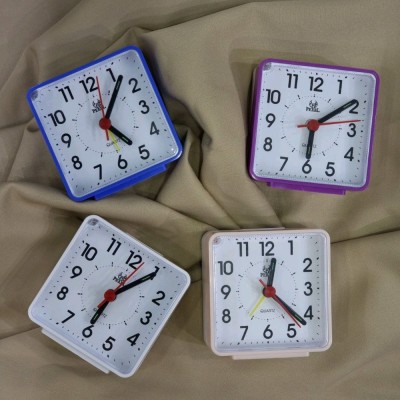 ساعت رومیزی pearl کد 206